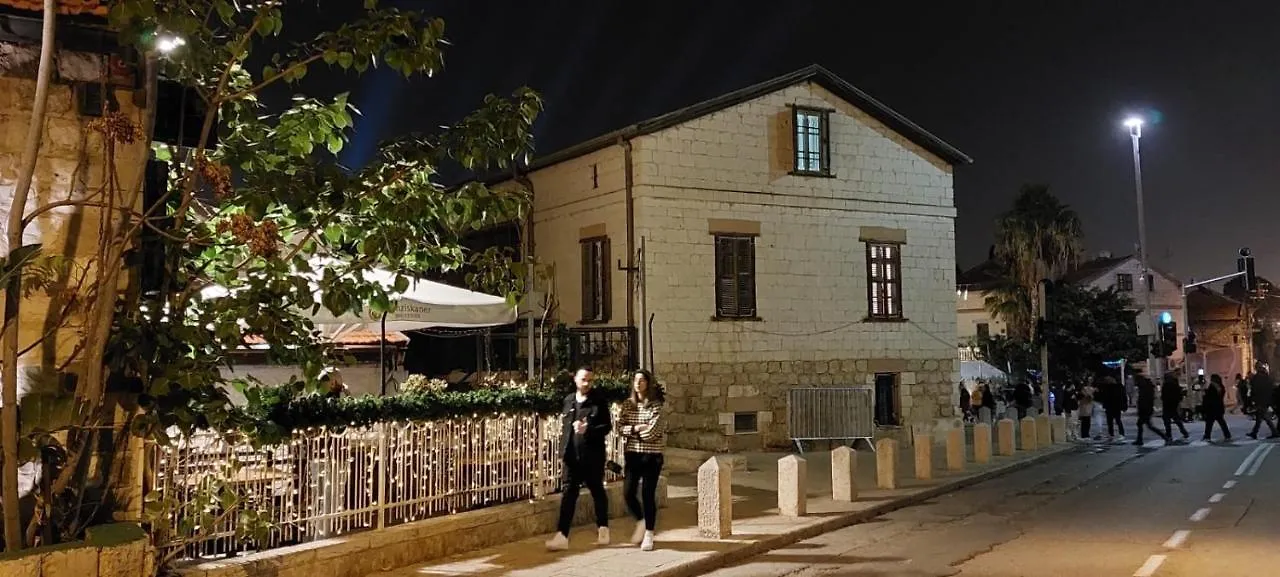 Ferienwohnung Attic Ben Gurion 42 Haifa Israel